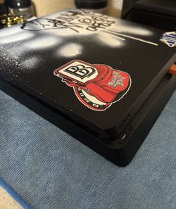 PS4 Slim