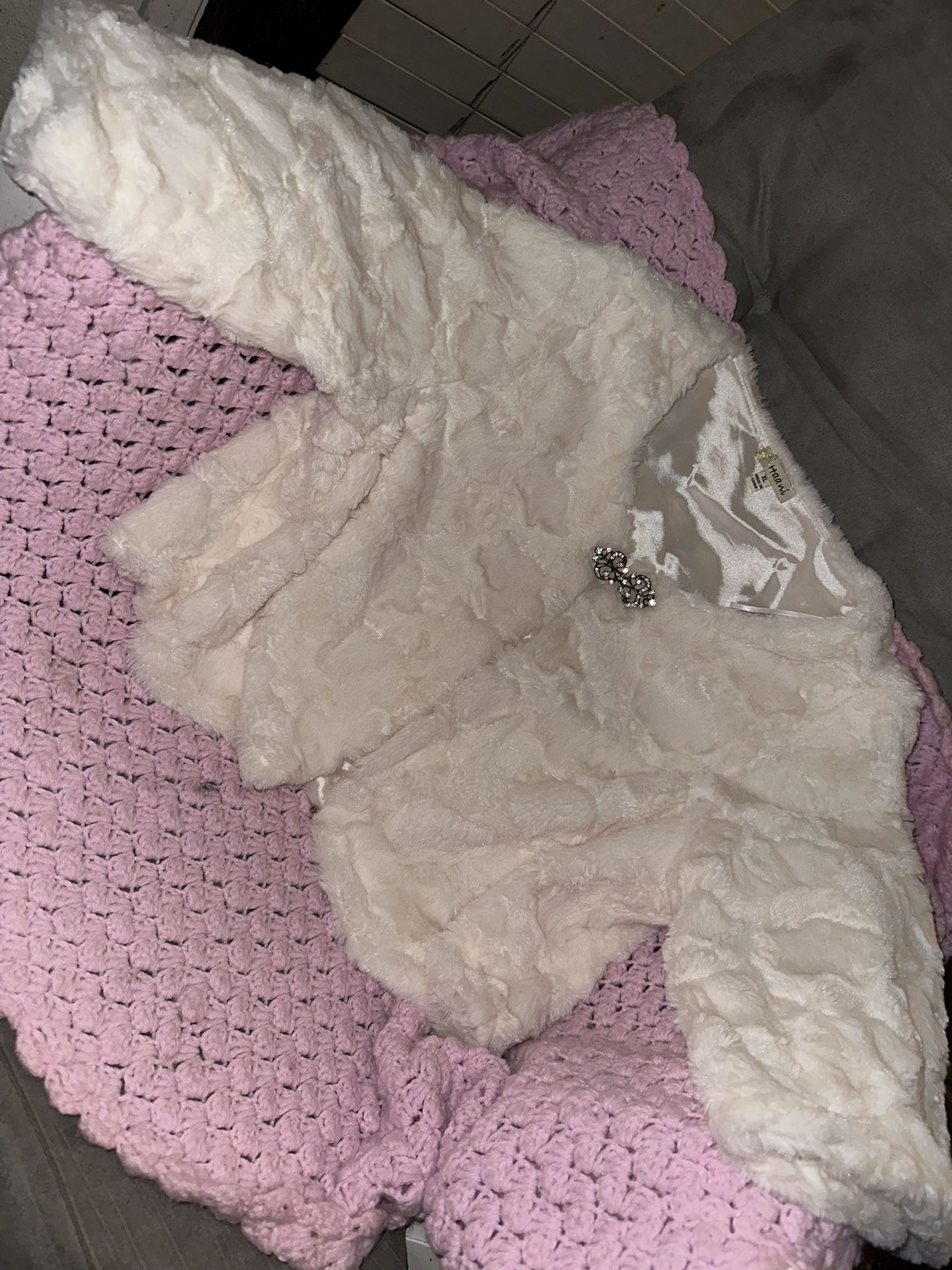 Soft White Coat/shawl Size XL