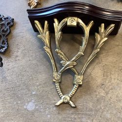 Vintage Chelsea Brass And Wood Wall Plates Floating Shelves  Read Carefully 
