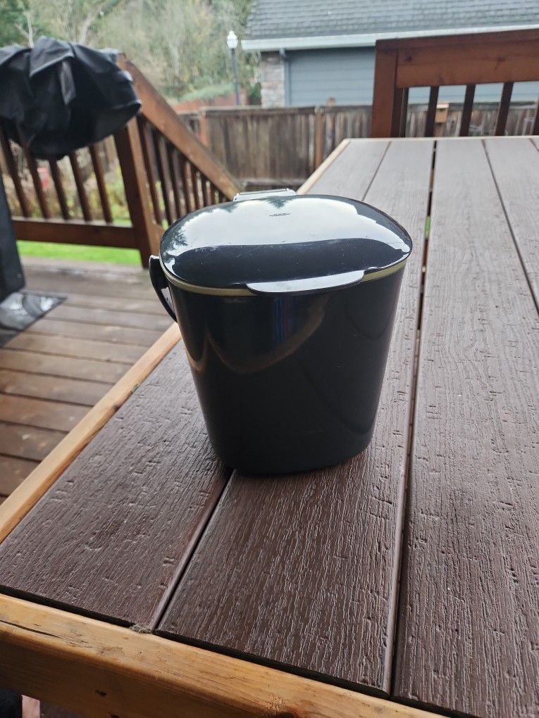 Compost Bucket - Free