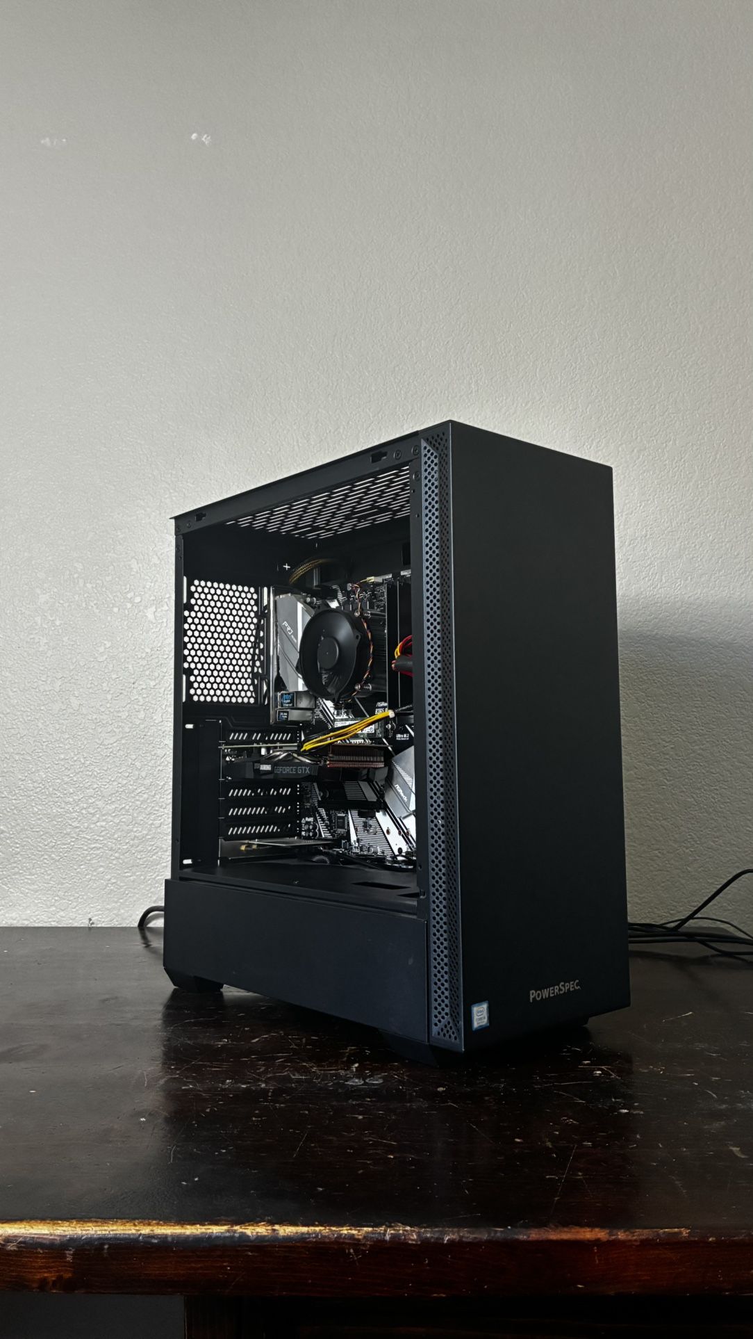 Gaming PC | 1660Ti | i5-9400 | 16GB DDR4 | 500GB | Windows 11 | WiFi