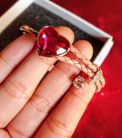 Very Pretty Pink Bracelet