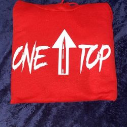 One Up Top Hoodie/size XL