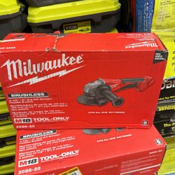 Milwaukee M18 Brushless Grinder 