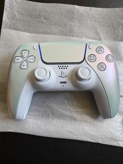 New PS5 wireless controller! Chroma Pearl. Shoot me offer!