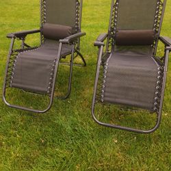 Backyard/Beach
 Zero Gravity Folding Lounger