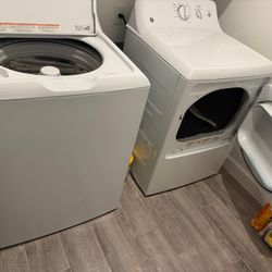 Washer And Gas Dryer Set