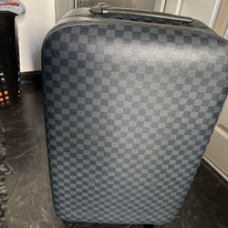 Louis Vuitton Suit Case 