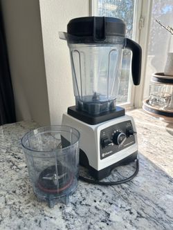 Vitamix Professional Series 750 Blender