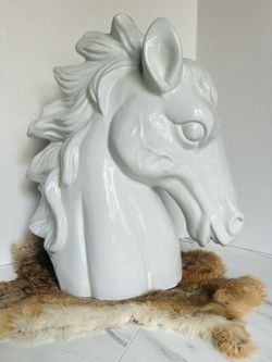 Horse Head Statue Figure