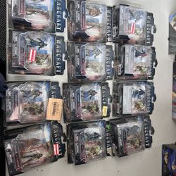Warcraft Mini Action Figures BUY ONE GET ONE FREE 
