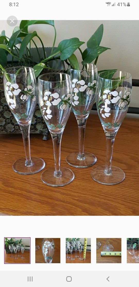 Vtg- Champagne flutes with white floral design. (Set Of 4)