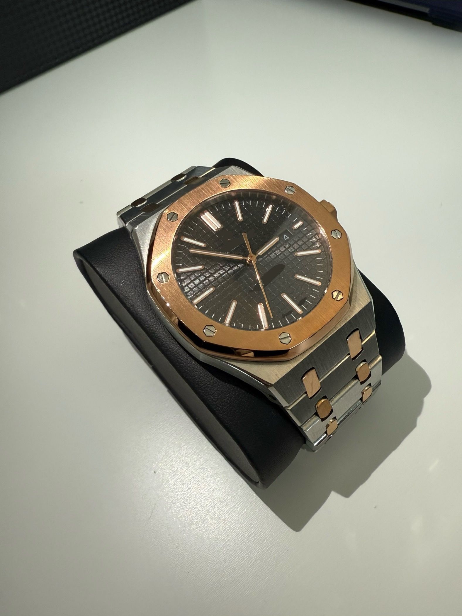 MEN LUXURY WATCH ROSE GOLD SILVER AND BLACK AUTOMATIC