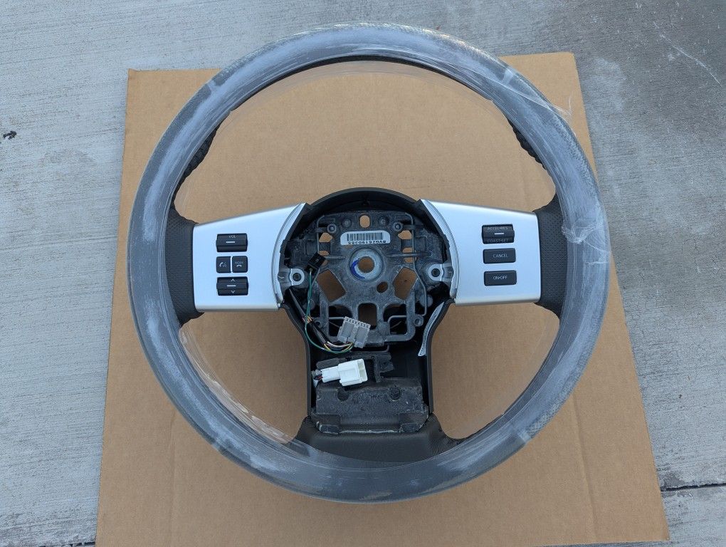 OEM 05-12 Nissan Xterra Steering Wheel