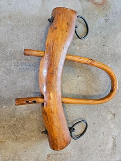Antique Handmade 26” Single Ox Yoke – Primitive Farmhouse Decor