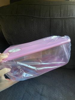 Tupperware Container
