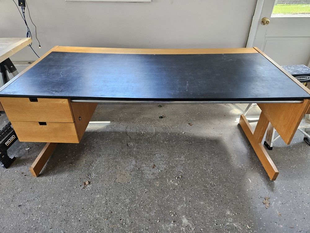 Large Wooden Desk For Cheap