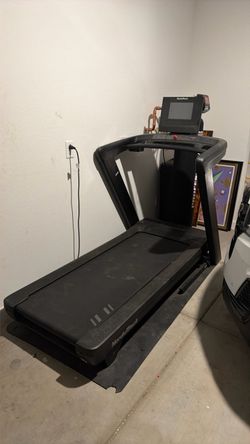 Nordic track treadmill