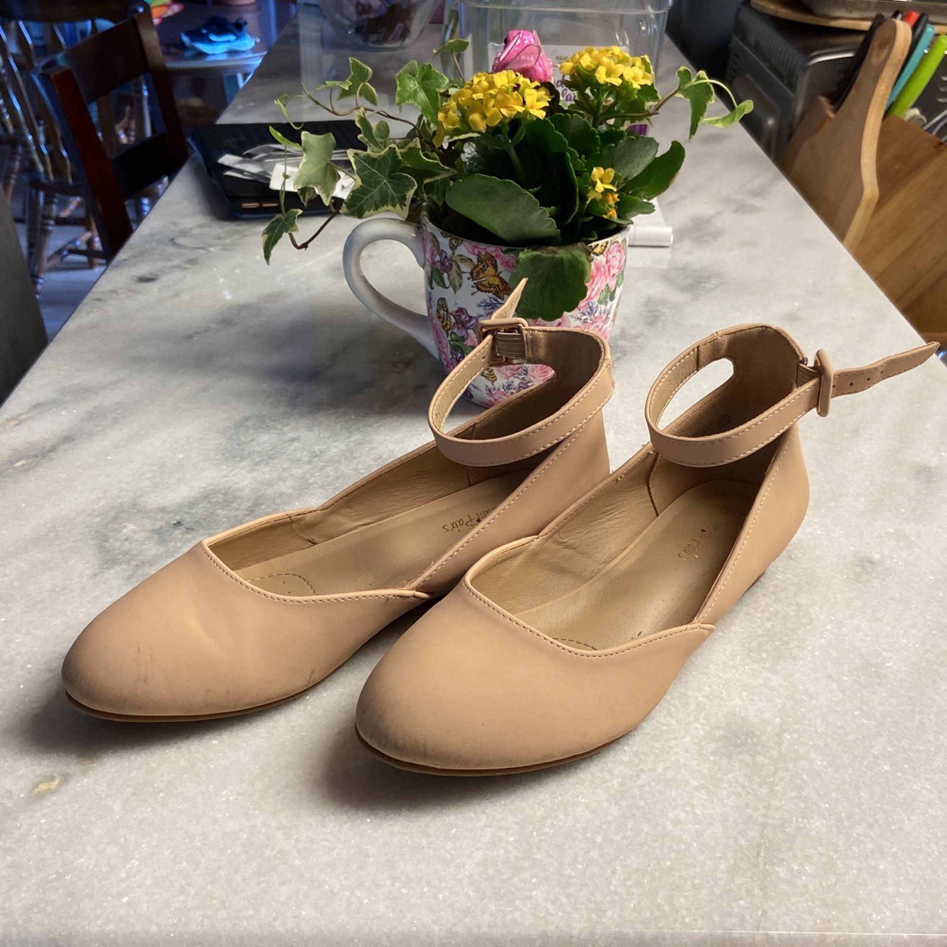 Nude Flat 8.5