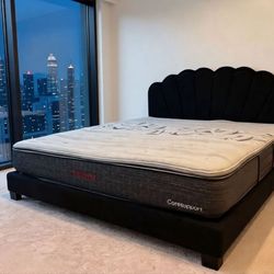 Black Or White King Size Bed W LED Lighting