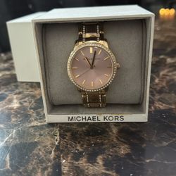 Michael Kors Watch  rose gold 
