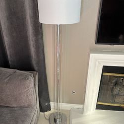 2 Standing Light