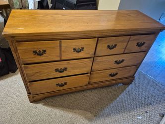 Clothing chest