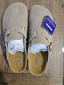NWT Birkenstock Boston Soft Footbed Suede Clogs