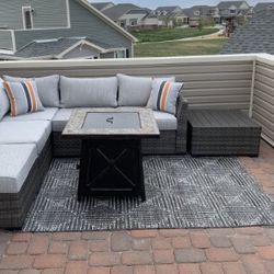 By Ashley Furniture 4 Piece Outdoor Sectional👍 Delivery Available 👌 Financing Options 💥