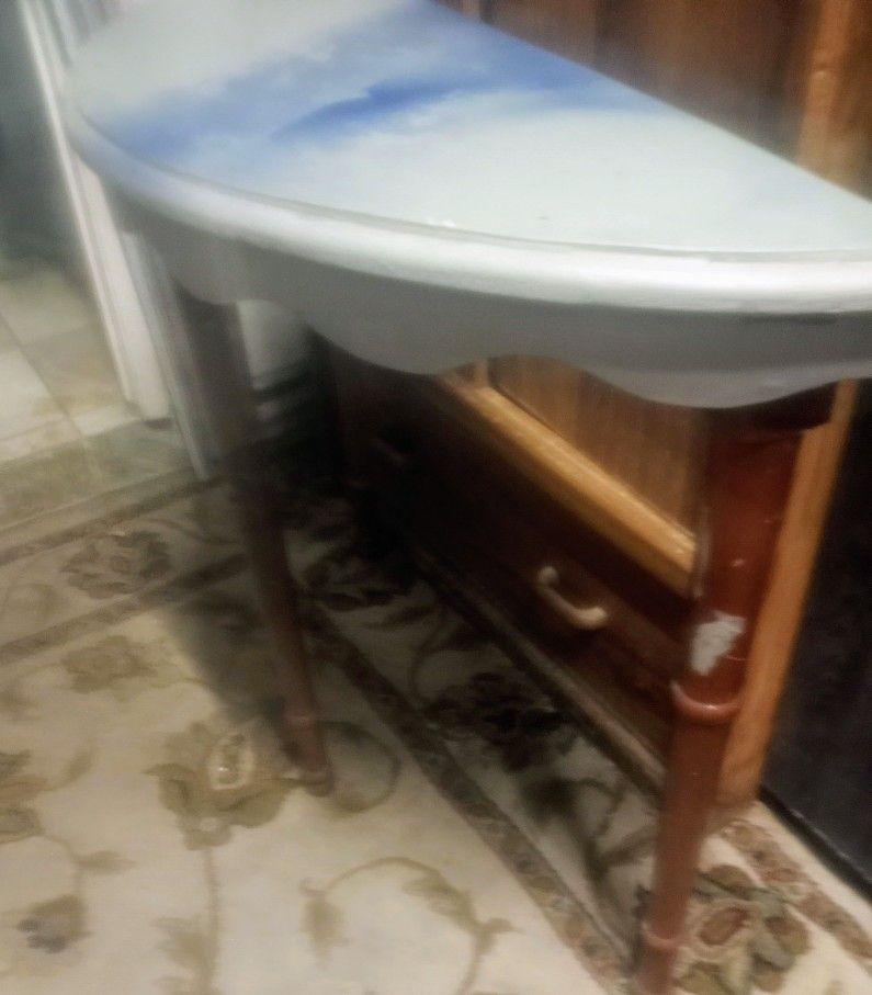 Vintage 3 Legged ConSole Table
