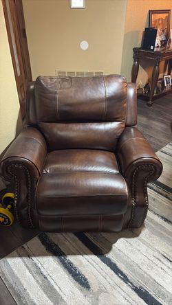 Leather recliner chair