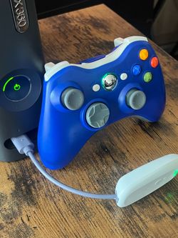 Wireless PC Controllers • multi compatibility with PS3, xbox 360 • different colors