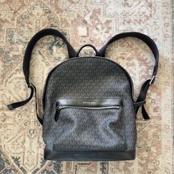 Michael Kors Cooper Large Signature Backpack Womens Graphic Logo Top Handle