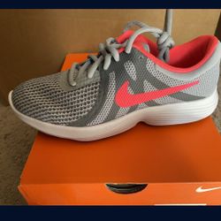 Nike New