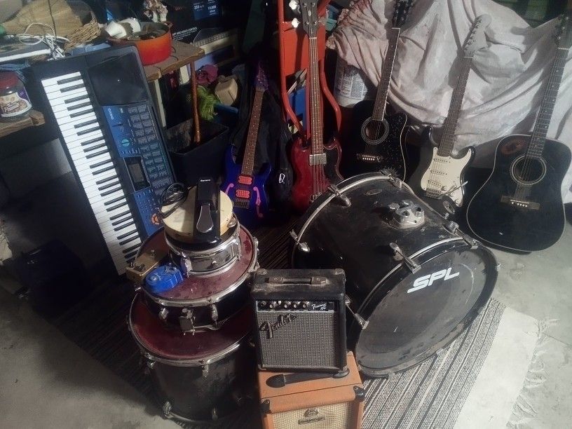 Lot Of Instruments