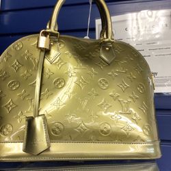Louis Vuitton Purse 