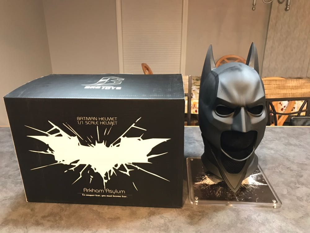 Bretoys wearable and display Batman cowl