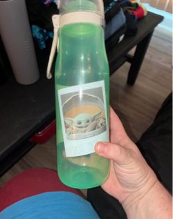 Baby yoda plastic water bottle