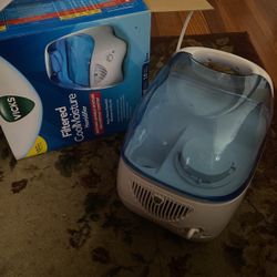 Vicks Cool Moisture  Humidifier 