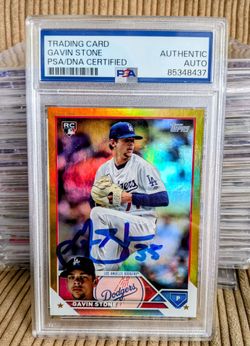 Gavin Stone 2023 Topps Update Rookie RC Gold Foil #US70 Dodgers PSA Auto