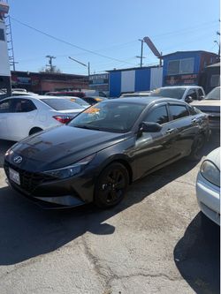Hyundai Elantra 2021