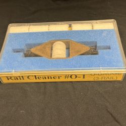 Centerline products, O gauge, three rail, track cleaner, car and box 6 rollers model railroad