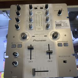 Pioneer Mixer
