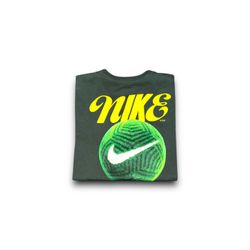 Nike T Shirt Men Size L Green Soccer Pitch Precision at Work Green 