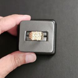 10k Gold Ring Size 6