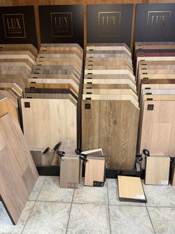 Vinyl Plank Laminate Carpet baseboard