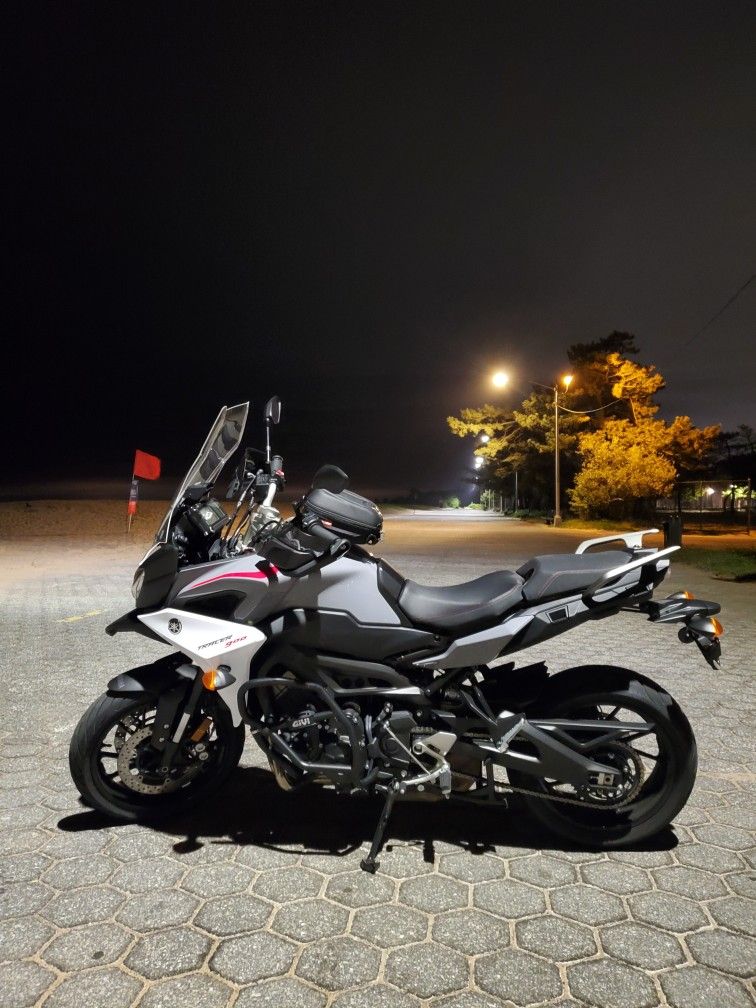 2019 Yamaha FJ09