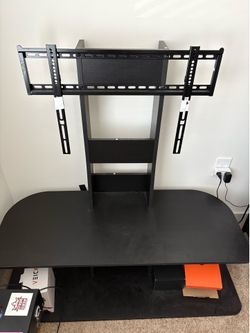 TV Stand (holds up to 70in)