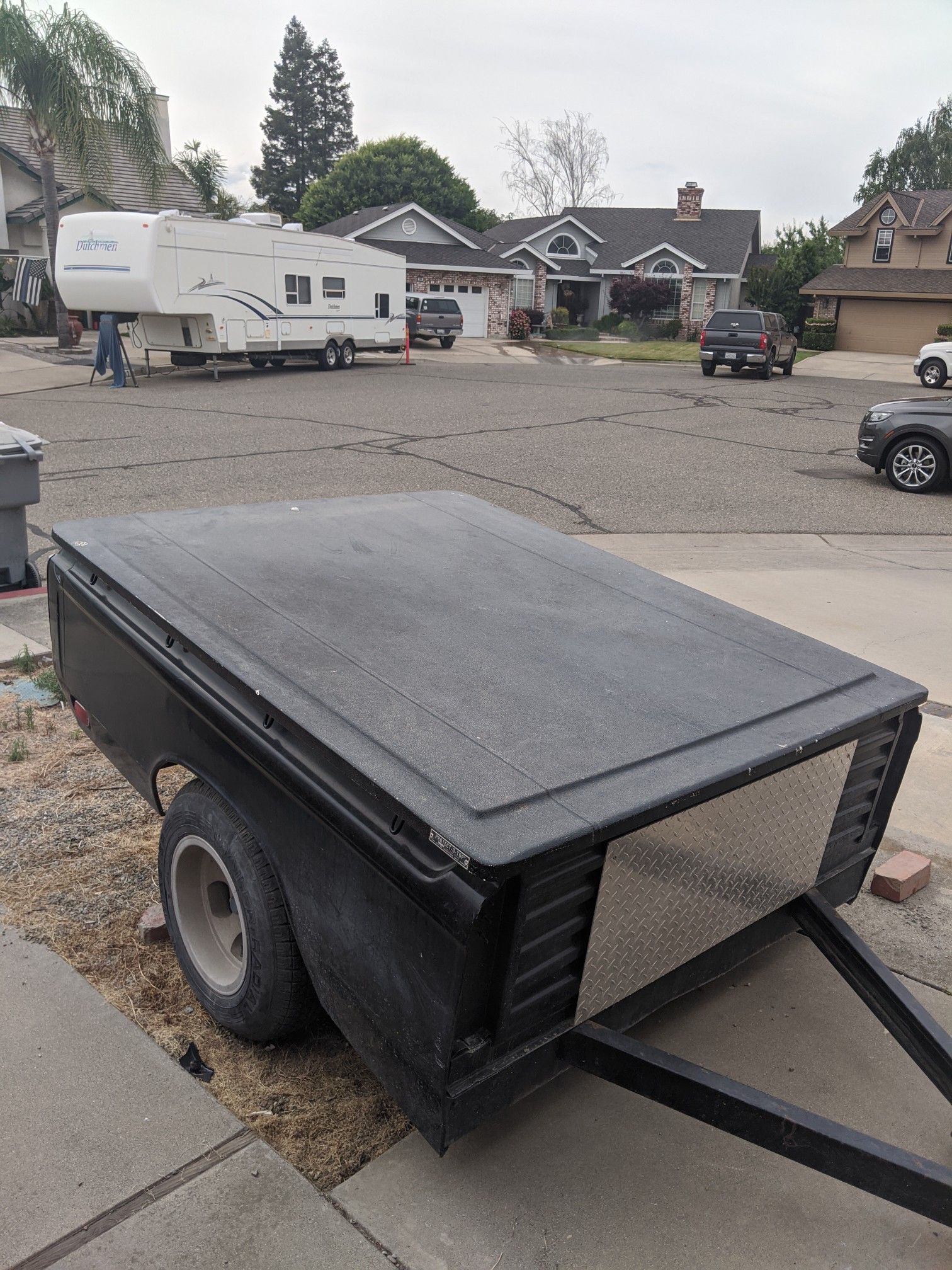 Storage trailer