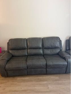 Black 3-Seater Reclining Sofa w/ Center Charging station